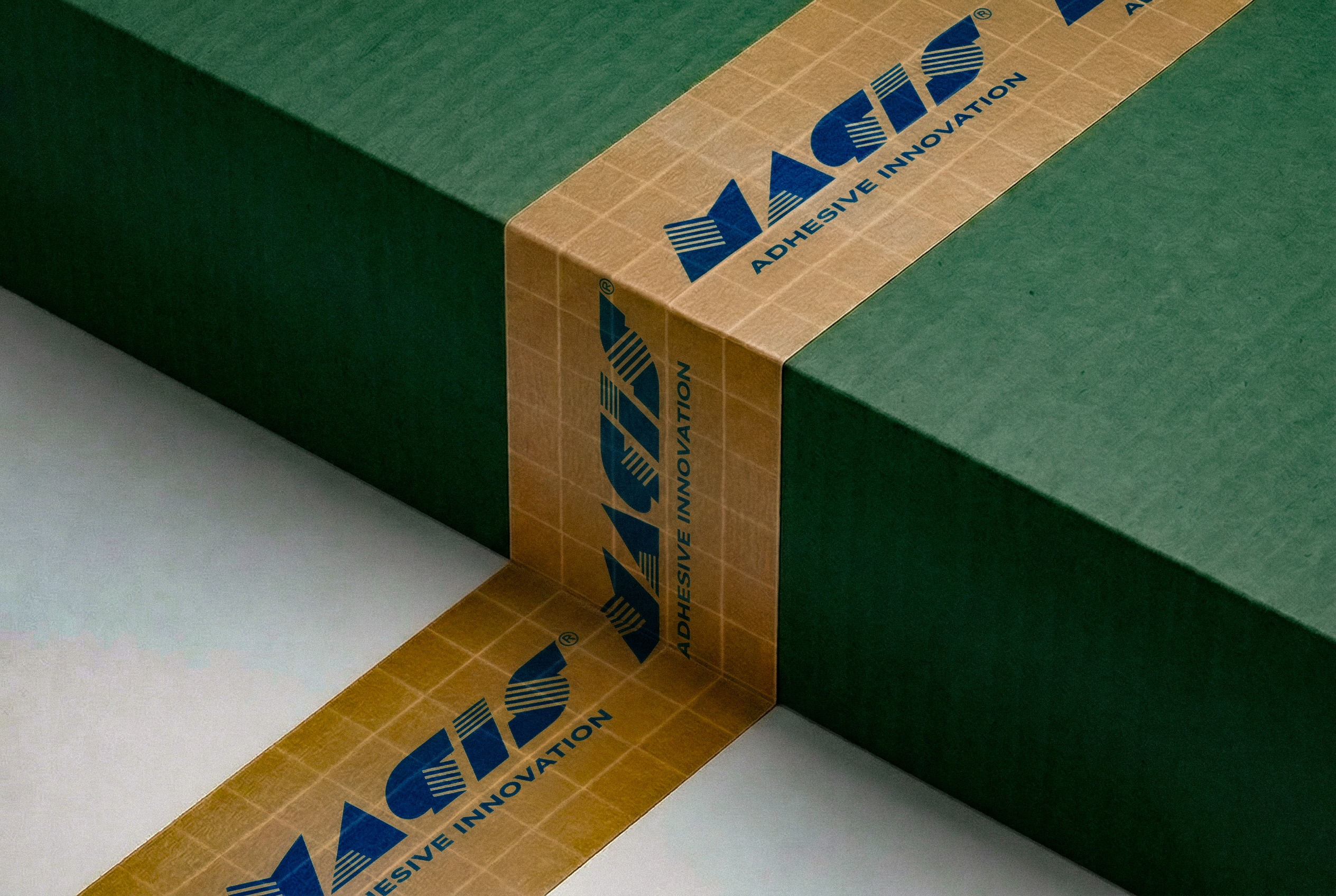 C680RT: the self-adhesive tape designed to improve packaging efficiency
